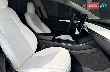 Седан Tesla Model 3 2022 в Кривому Розі