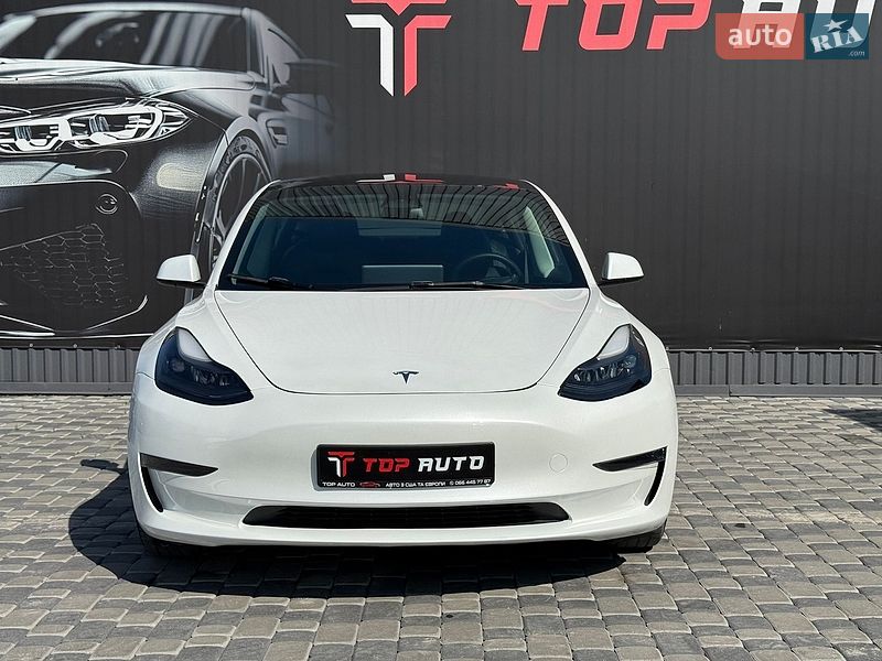 Седан Tesla Model 3 2023 в Львові фото 20 Седан Tesla Model 3 2023 в Львові