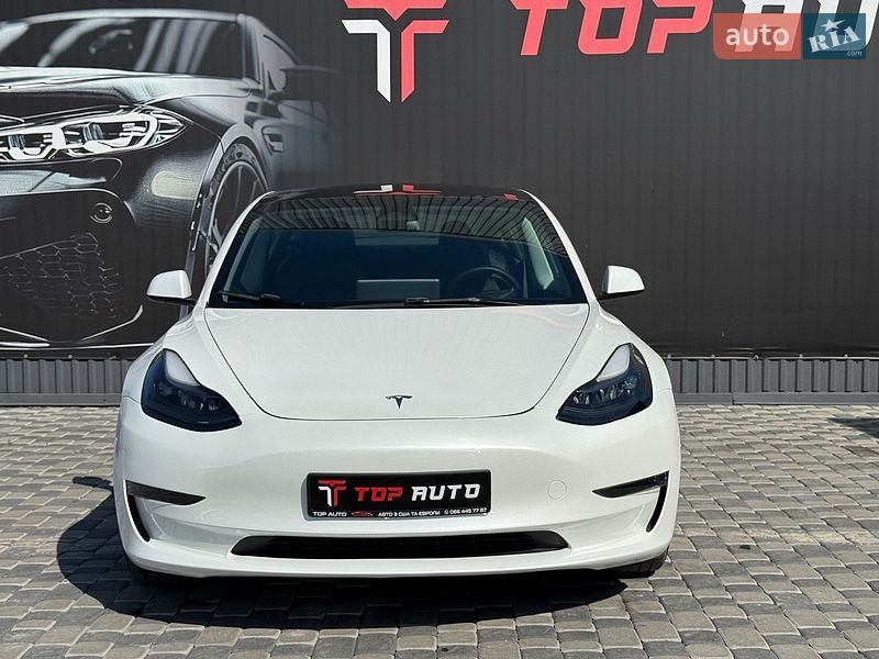 Седан Tesla Model 3 2023 в Львові фото 22 Седан Tesla Model 3 2023 в Львові