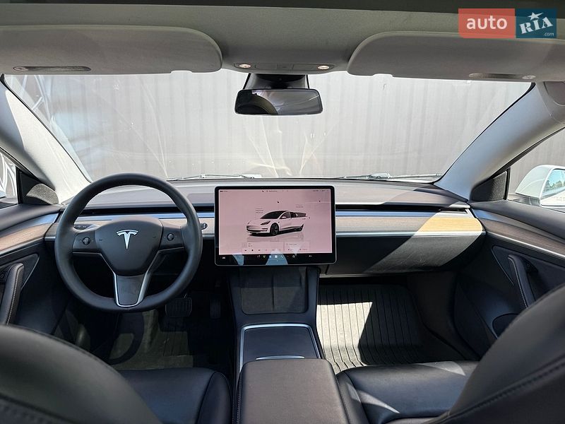 Седан Tesla Model 3 2023 в Львові фото 75 Седан Tesla Model 3 2023 в Львові