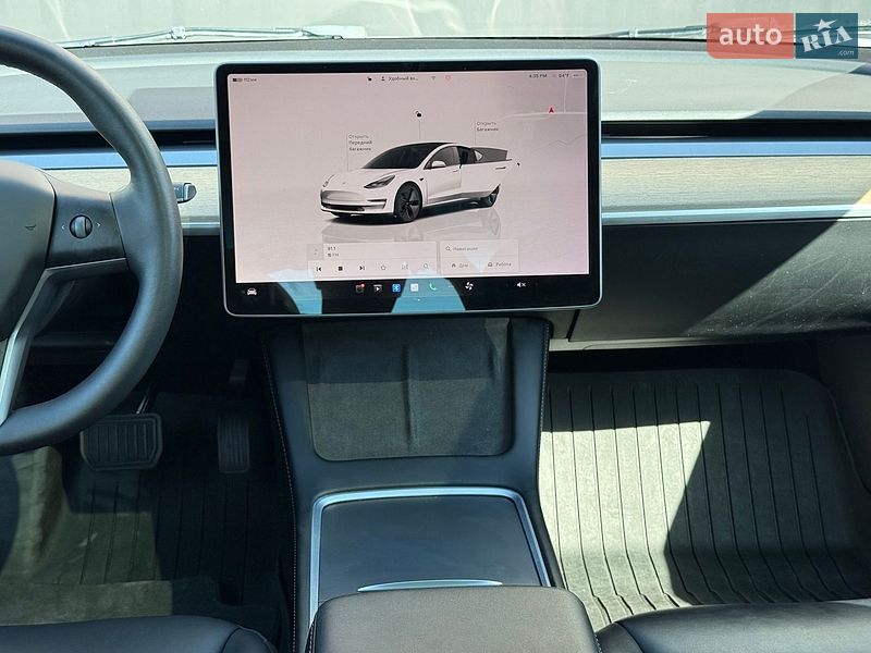 Седан Tesla Model 3 2023 в Львові фото 87 Седан Tesla Model 3 2023 в Львові