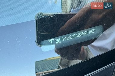 Седан Tesla Model 3 2025 в Кривом Роге