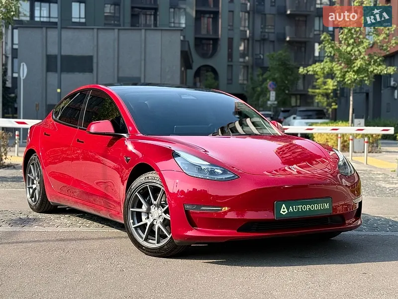 Tesla Model 3 2022