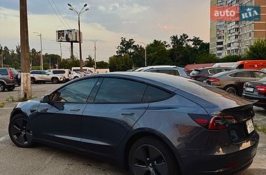 Седан Tesla Model 3 2023 в Киеве