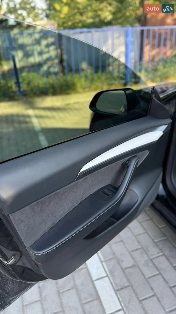 2022 Tesla Model 3 - мініатюра 16