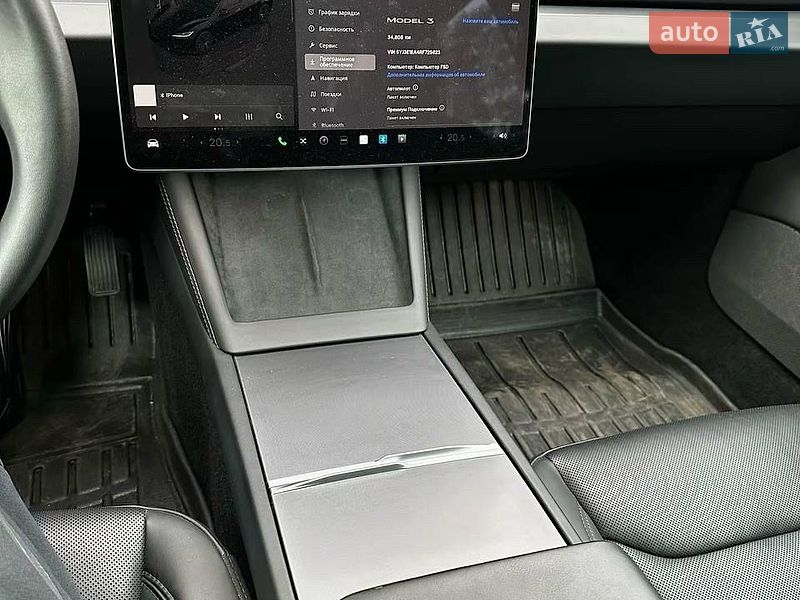 Седан Tesla Model 3 2024 в Дніпрі