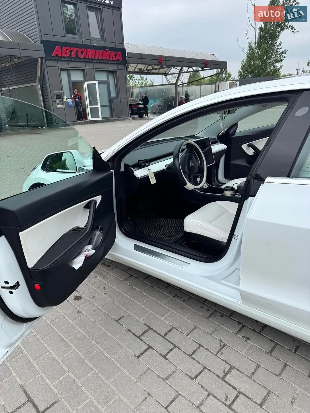 2019 Tesla Model 3 - мініатюра 10