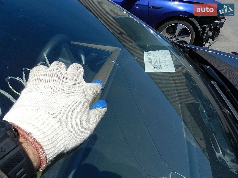Седан Tesla Model 3 2021 в Івано-Франківську