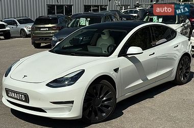 Седан Tesla Model 3 2021 в Харкові