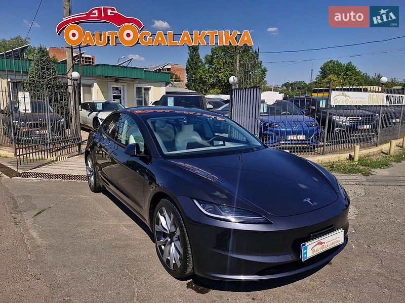 Седан Tesla Model 3 2024 в Миколаєві фото Седан Tesla Model 3 2024 в Миколаєві