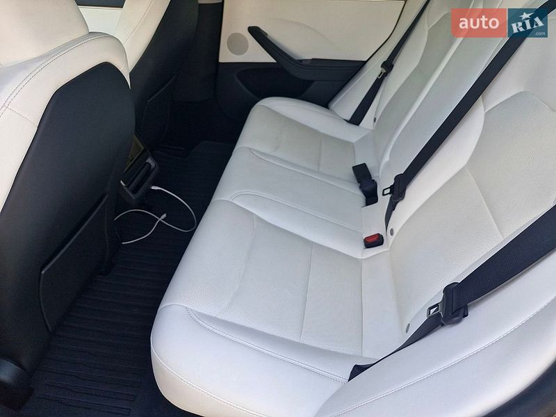 Седан Tesla Model 3 2024 в Миколаєві фото 26 Седан Tesla Model 3 2024 в Миколаєві