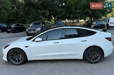 Седан Tesla Model 3 2021 в Дніпрі фото 2 Седан Tesla Model 3 2021 в Дніпрі