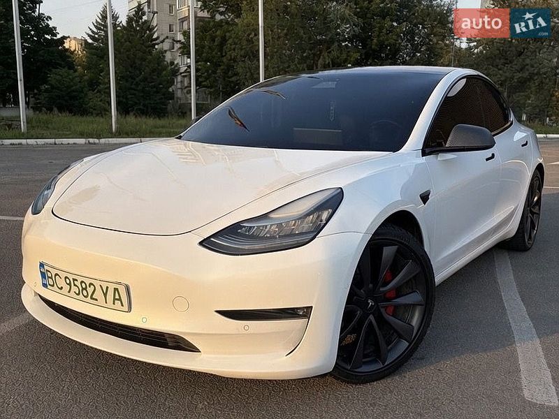 Tesla Model 3 2019
