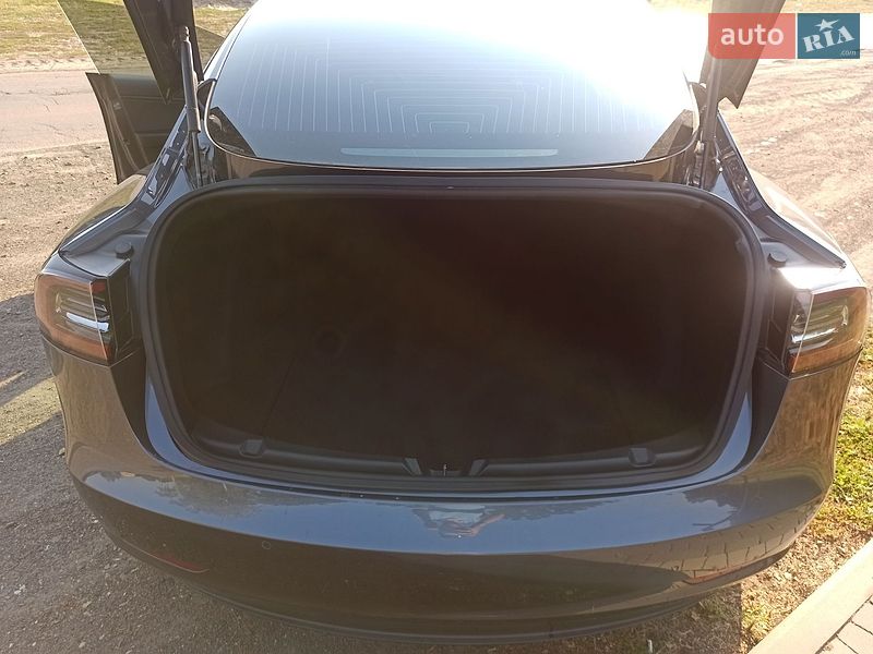 Седан Tesla Model 3 2019 в Киверцах фото 17 Седан Tesla Model 3 2019 в Киверцах