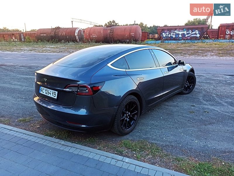 Седан Tesla Model 3 2019 в Киверцах фото 24 Седан Tesla Model 3 2019 в Киверцах