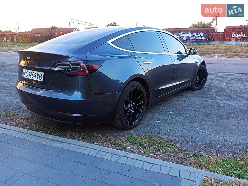 Седан Tesla Model 3 2019 в Киверцах фото 25 Седан Tesla Model 3 2019 в Киверцах