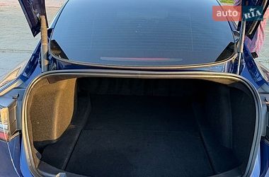 Седан Tesla Model 3 2022 в Харкові
