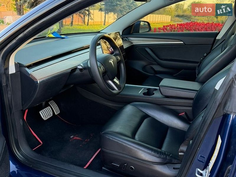 Седан Tesla Model 3 2022 в Харкові