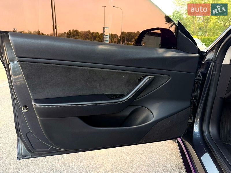 Седан Tesla Model 3 2018 в Киеве фото 27 Седан Tesla Model 3 2018 в Киеве