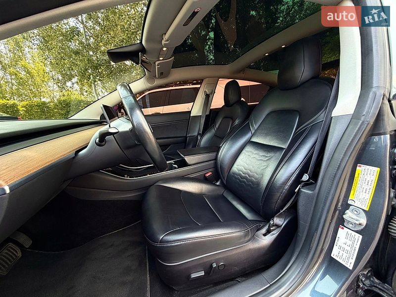 Седан Tesla Model 3 2018 в Киеве фото 31 Седан Tesla Model 3 2018 в Киеве