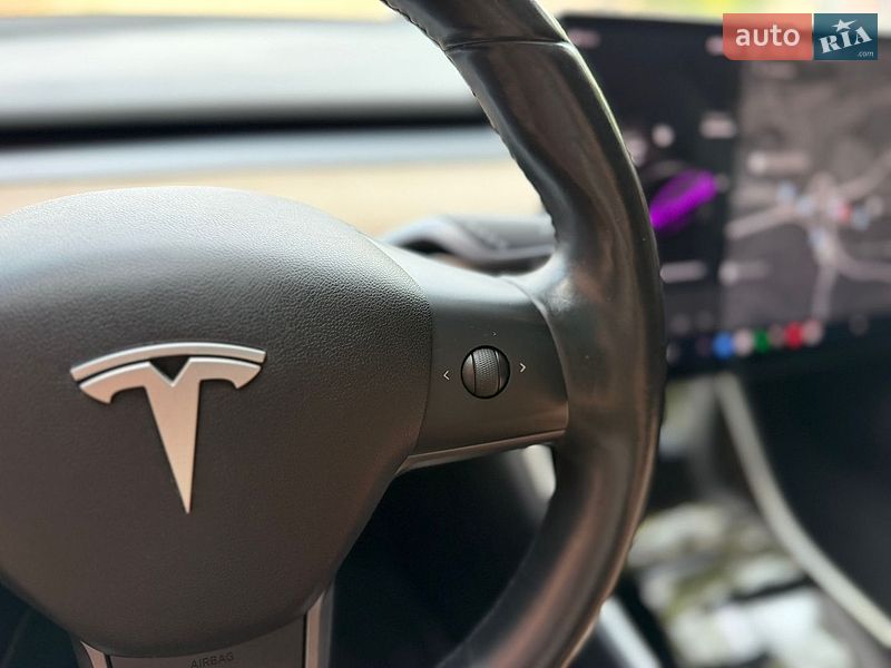 Седан Tesla Model 3 2018 в Киеве фото 37 Седан Tesla Model 3 2018 в Киеве