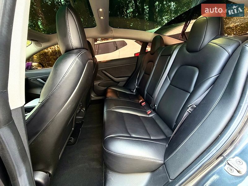 Седан Tesla Model 3 2018 в Киеве фото 39 Седан Tesla Model 3 2018 в Киеве