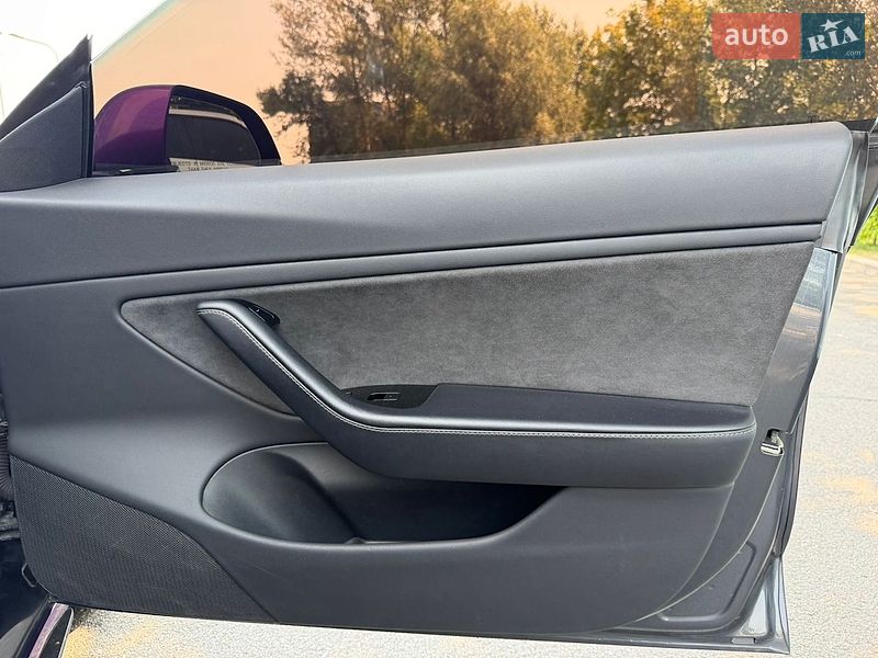 Седан Tesla Model 3 2018 в Киеве фото 49 Седан Tesla Model 3 2018 в Киеве