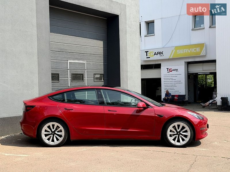 Седан Tesla Model 3 2022 в Киеве фото 11 Седан Tesla Model 3 2022 в Киеве