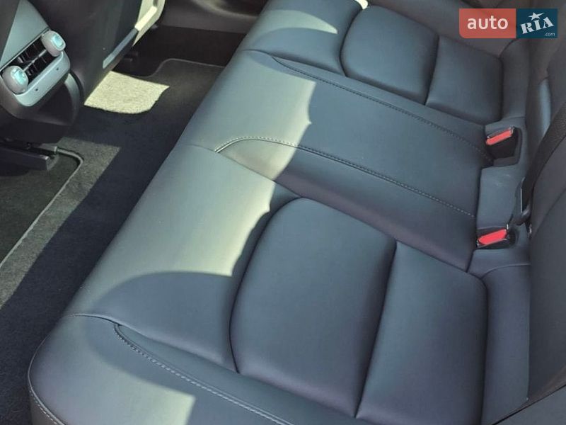 Седан Tesla Model 3 2022 в Харкові