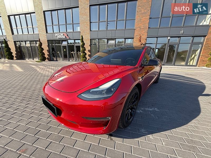 Седан Tesla Model 3 2020 в Виннице фото 5 Седан Tesla Model 3 2020 в Виннице