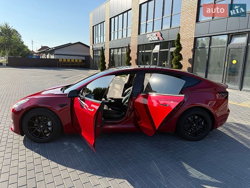 Седан Tesla Model 3 2020 в Виннице фото 9 Седан Tesla Model 3 2020 в Виннице