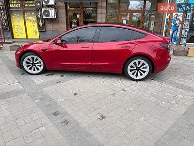Седан Tesla Model 3 2022 в Киеве