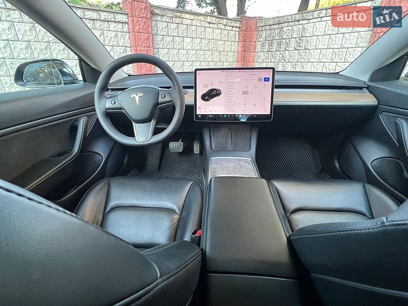Седан Tesla Model 3 2021 в Хмельницькому