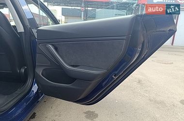 Седан Tesla Model 3 2018 в Киеве
