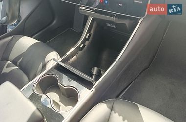 Седан Tesla Model 3 2018 в Киеве