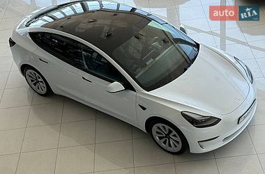 Седан Tesla Model 3 2023 в Одессе
