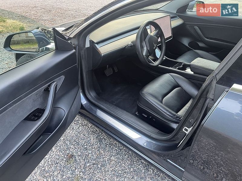 Седан Tesla Model 3 2020 в Черкасах фото 6 Седан Tesla Model 3 2020 в Черкасах