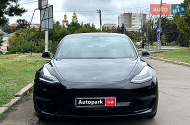 Седан Tesla Model 3 2018 в Вінниці