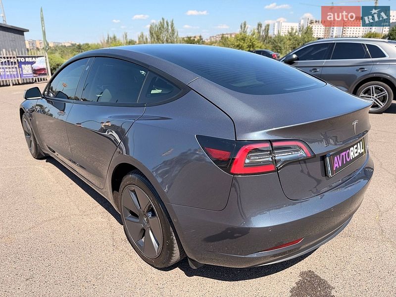 Седан Tesla Model 3 2021 в Кривому Розі фото 29 Седан Tesla Model 3 2021 в Кривому Розі