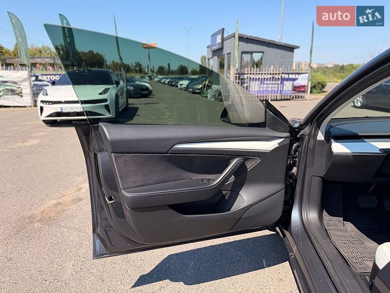 Седан Tesla Model 3 2021 в Кривому Розі фото 35 Седан Tesla Model 3 2021 в Кривому Розі