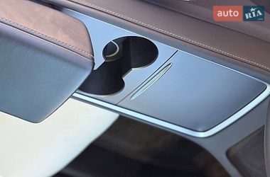 Седан Tesla Model 3 2021 в Кривому Розі фото 46 Седан Tesla Model 3 2021 в Кривому Розі