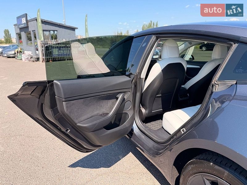 Седан Tesla Model 3 2021 в Кривому Розі фото 47 Седан Tesla Model 3 2021 в Кривому Розі