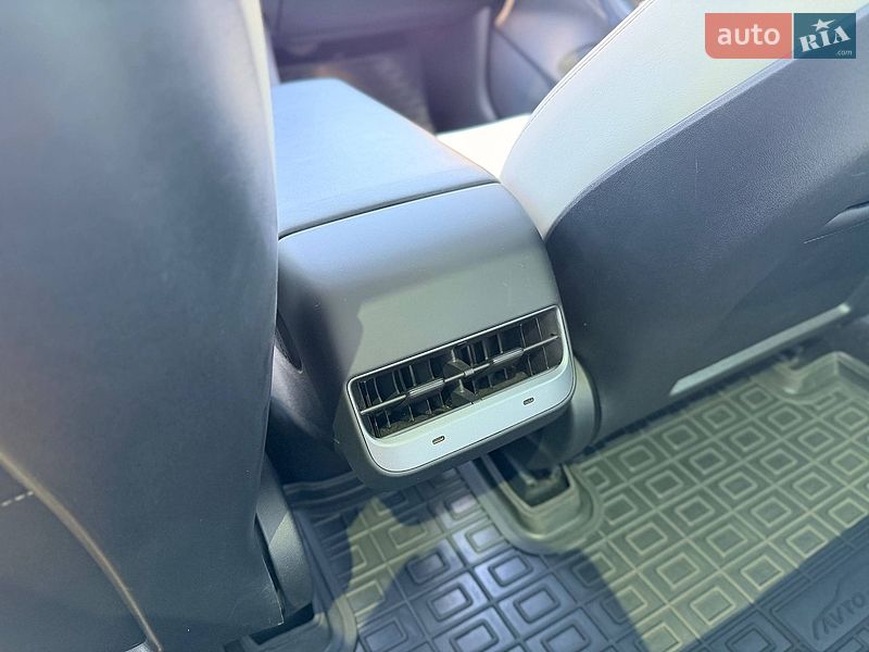 Седан Tesla Model 3 2021 в Кривому Розі фото 51 Седан Tesla Model 3 2021 в Кривому Розі