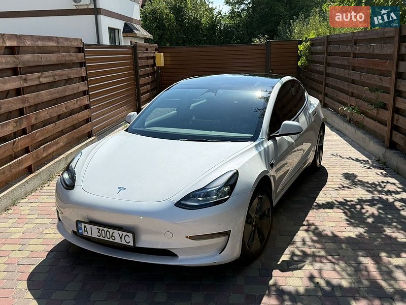 Седан Tesla Model 3 2023 в Киеве фото 3 Седан Tesla Model 3 2023 в Киеве
