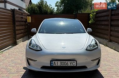 Седан Tesla Model 3 2023 в Киеве фото 14 Седан Tesla Model 3 2023 в Киеве