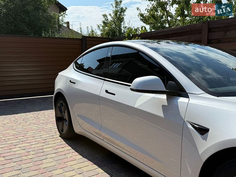 Седан Tesla Model 3 2023 в Киеве фото 4 Седан Tesla Model 3 2023 в Киеве