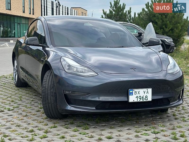 Седан Tesla Model 3 2021 в Хмельницком фото 2 Седан Tesla Model 3 2021 в Хмельницком