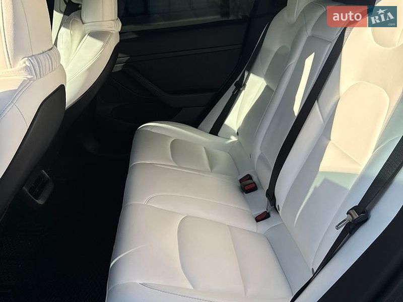 Седан Tesla Model 3 2022 в Хмельницком фото 12 Седан Tesla Model 3 2022 в Хмельницком