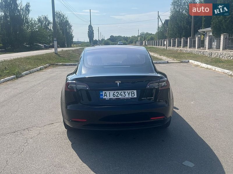 Седан Tesla Model 3 2018 в Барышевке