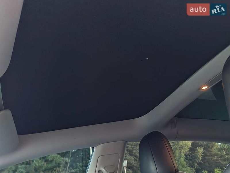 Седан Tesla Model 3 2020 в Киеве фото 26 Седан Tesla Model 3 2020 в Киеве